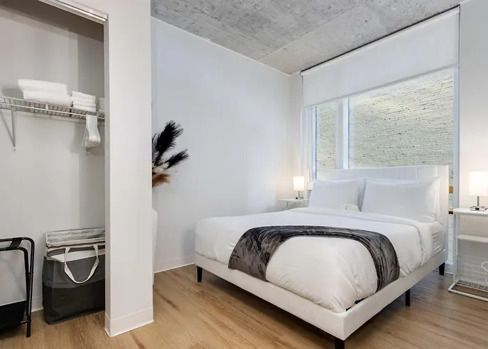 Apartamento South Loop Rooftop With In And Out Parking 4 *