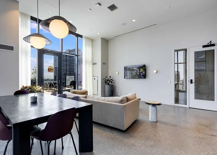 Apartamento South Loop Rooftop With In And Out Parking 4